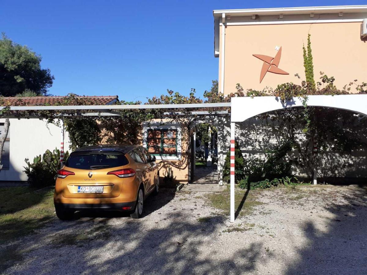 Apartments Rolovina 티바트 외부 사진