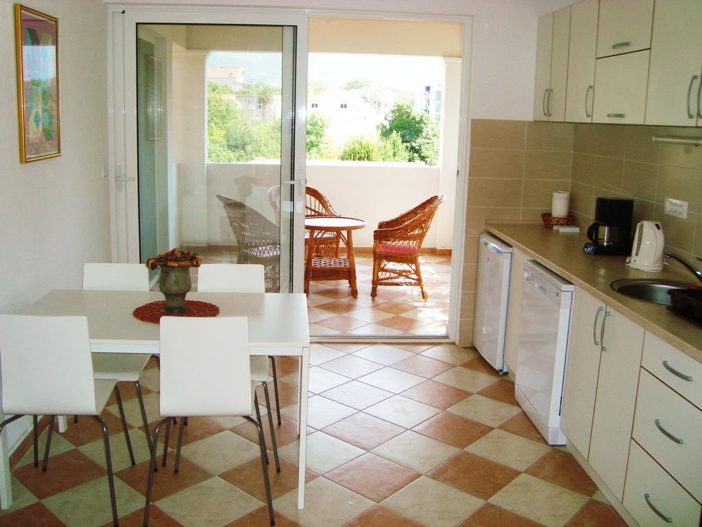 Apartments Rolovina 티바트 객실 사진