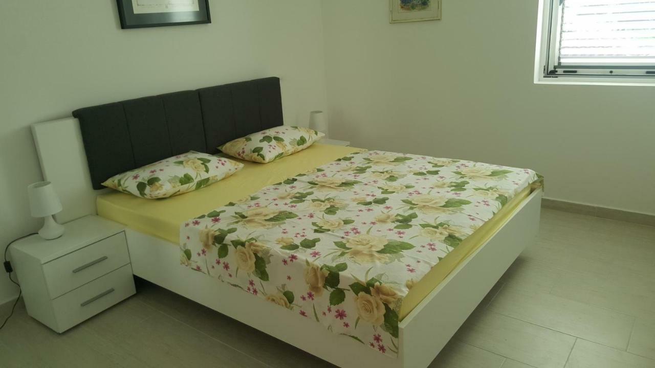 Apartments Rolovina 티바트 외부 사진